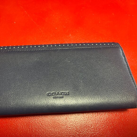 Coach Turnlock Wallet, Leather Blue, Retired Style from the Mid-2010s, NWOT - Picture 2 of 8